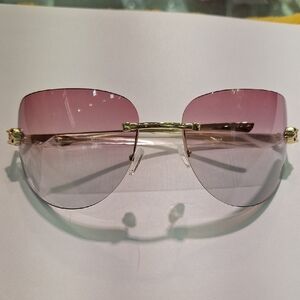 Stylish Pink Gradient Sunglasses